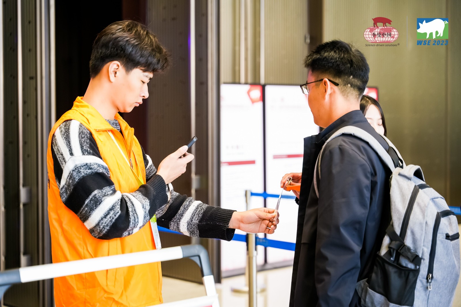 智能会议签到系统，实现高效、快捷、安全管理