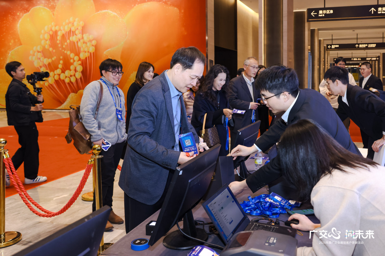 智速制证 一证联享!31会议现场制证点亮商务答谢会参会体验 智速制证 一证联享!31会议现场制证点亮商务答谢会参会体验