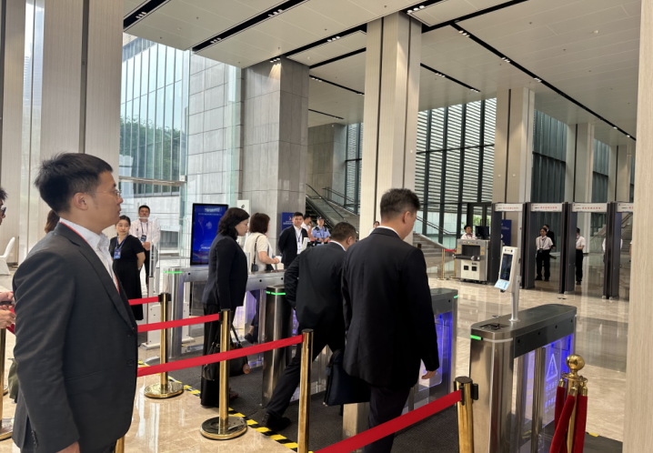 极速签到 链动天府!31会议电子签到服务2026中外知名企业四川行投资推介会 极速签到 链动天府!31会议电子签到服务2026中外知名企业四川行投资推介会